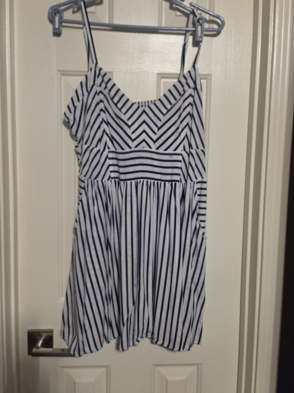 Express White and Navy Striped Spaghetti‑Strap Dress